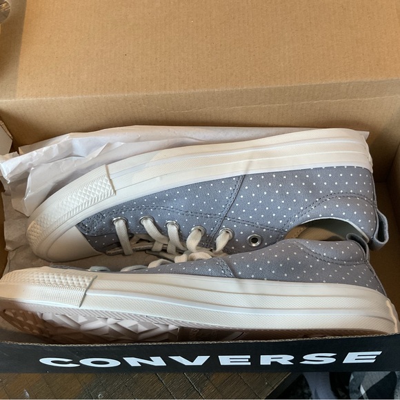 🌸Converse Women’s All Star Madison Low Tops - Picture 5 of 11